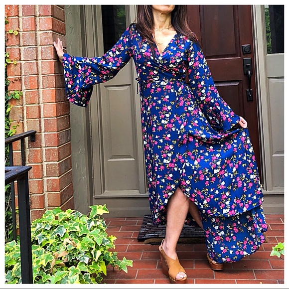 ♦️LAST ONE ♦️Boho gorgeous floral H/L wrap dress - Picture 8 of 8